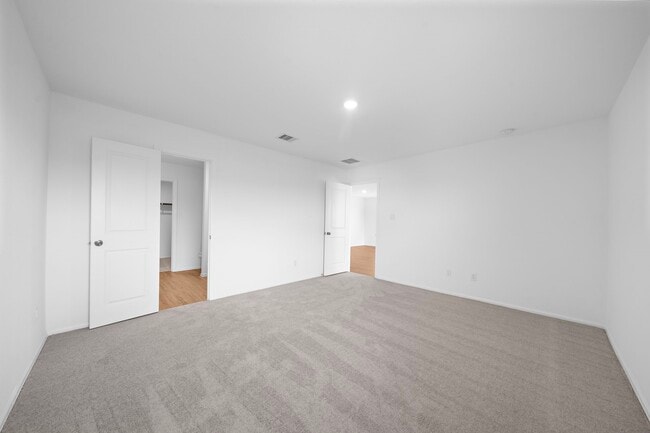 Building Photo - 2222 Still Bend Ln