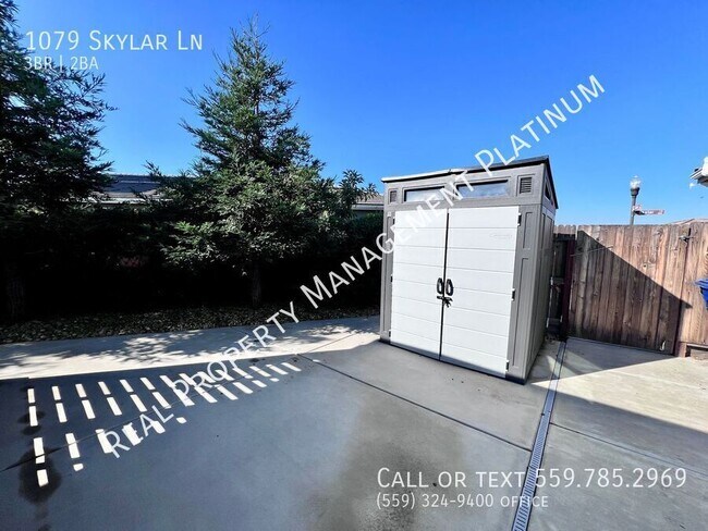 Building Photo - 1079 Skylar Ln