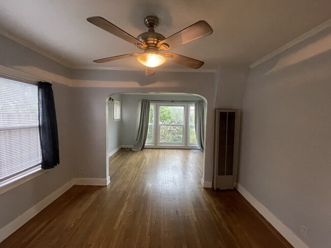 Dining Room - 2819 Griffith Park Blvd