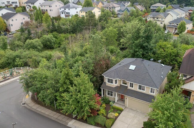 Building Photo - Stunning Bethany Home with 3,111 Sq Ft, Four Bedrooms + Dedicated Office & Covered Backyard Deck