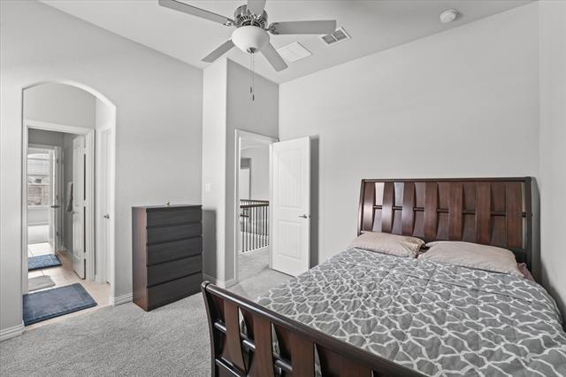 Building Photo - 352 Long Meadow Way