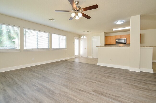 Building Photo - 3935 Federal Ln