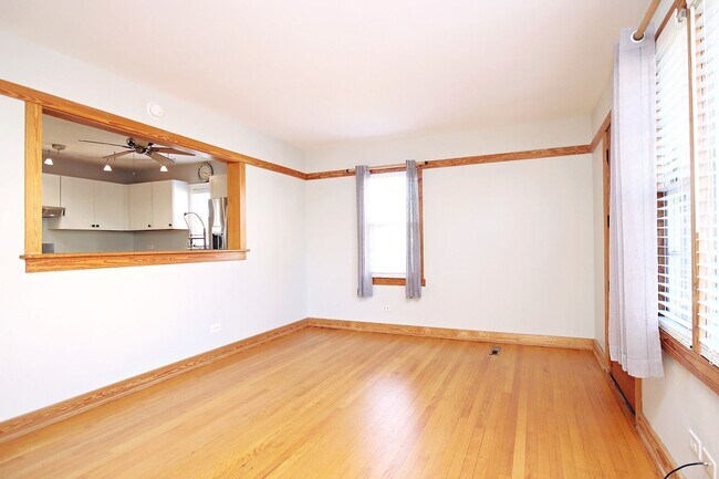 Building Photo - Updated Locust Grove Home