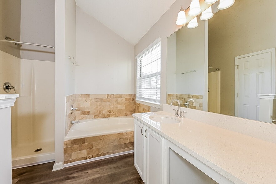 Building Photo - 2381 Charleston Terrace