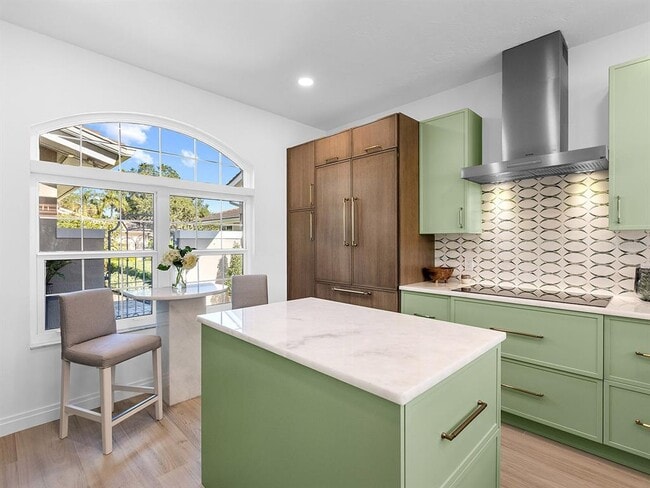 Building Photo - 4022 Penshurst Park