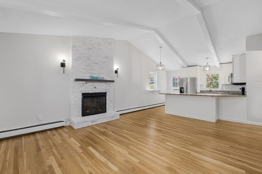 Building Photo - 21 Spindrift Dr