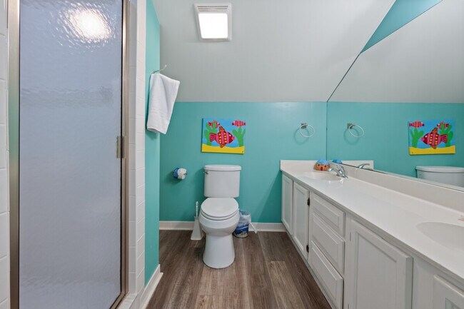 Building Photo - 723 Bonnyneck Dr