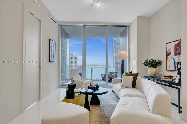 Building Photo - 300 Biscayne Blvd Way