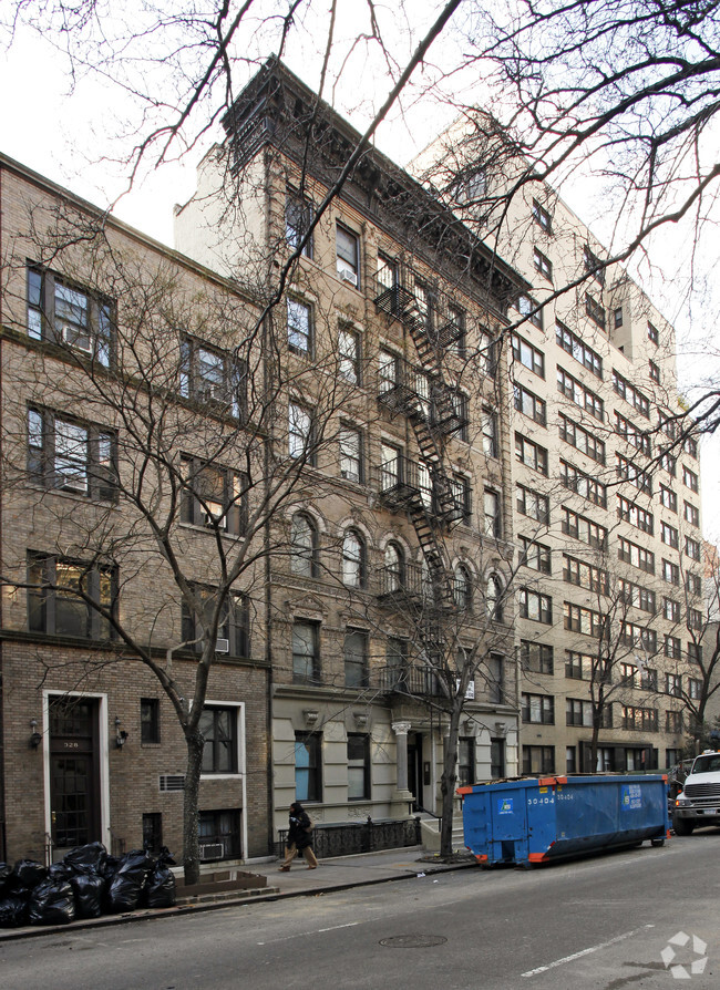 324 - 326 E 52nd St - 324 East 52nd Street