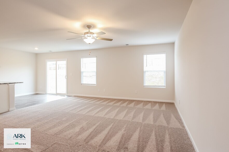 Building Photo - 6025 Mason Tucker Dr