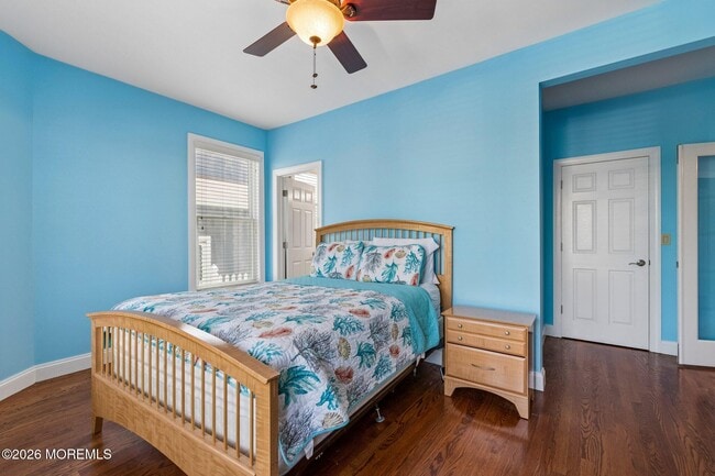Building Photo - 45 E Pampano Dr