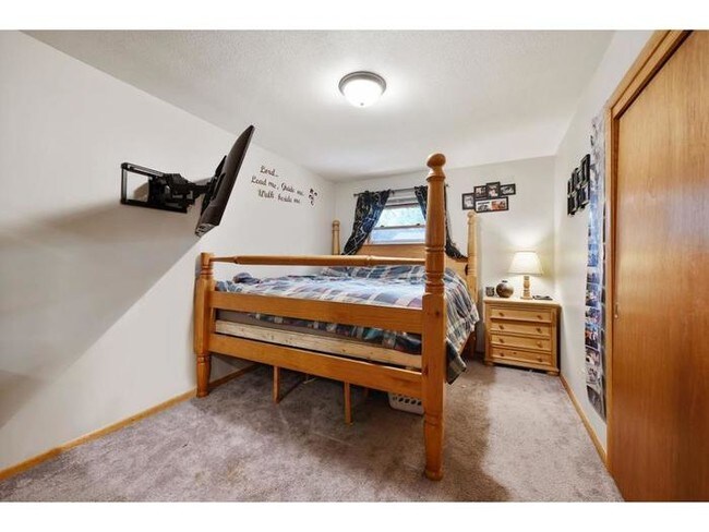 Building Photo - Beautiful Ranch Style 3BR 2BA Home in Milaca