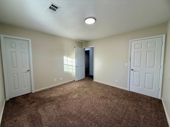 Building Photo - 3 Bedroom/2 Bathroom Home in Paragould AR - $1,275/month