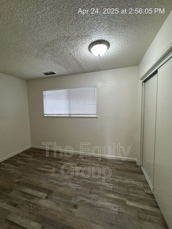 Building Photo - 410 N West St