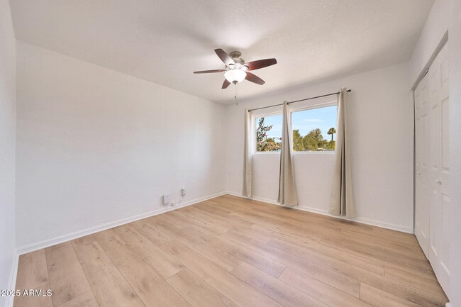 Building Photo - 8507 E Mariposa Dr