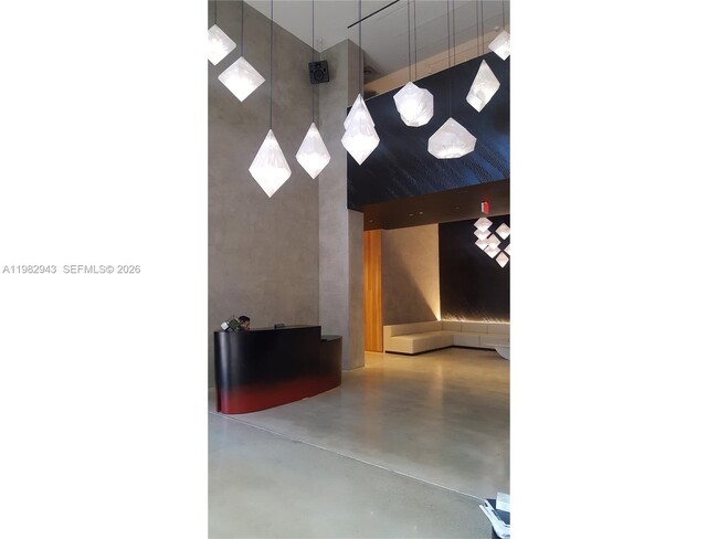 Building Photo - 151 SE 1st St