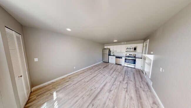 Building Photo - 3460 Madison Ave