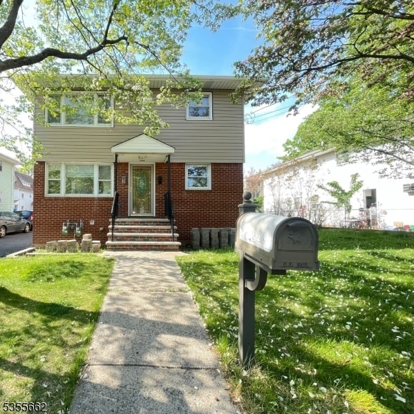 Primary Photo - 331 Boxwood Ct