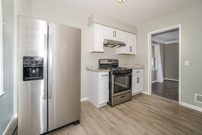 Building Photo - 4656 W 146th St