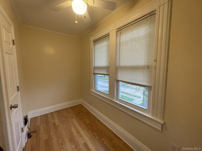 Building Photo - 27 Park Pl