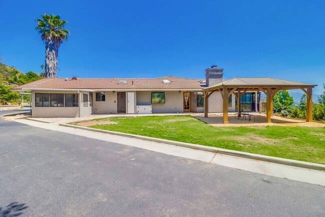 Building Photo - 3289 Altoro Ln