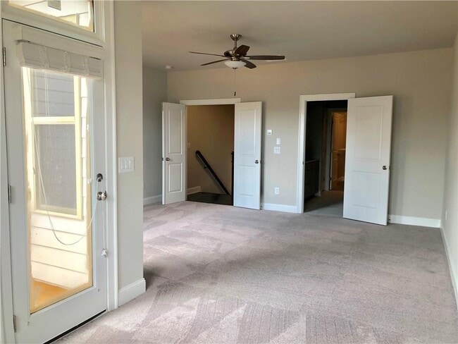 Building Photo - 257 Franklin Rd