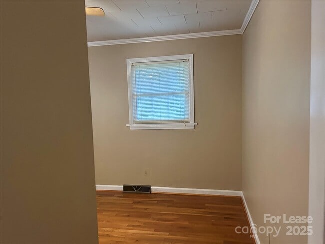 Building Photo - 234 Alf Hoover Rd