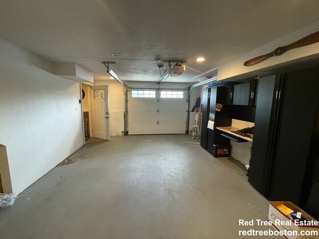 Building Photo - 62 Horace St