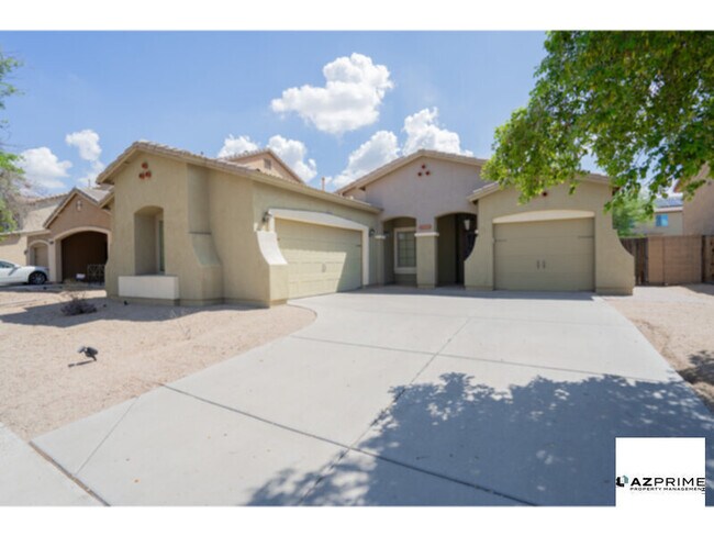 Building Photo - Spacious 4/2 Phoenix House - Modern Comfor...