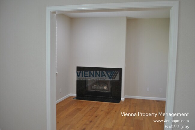 Building Photo - 3750 Jennieke Ct