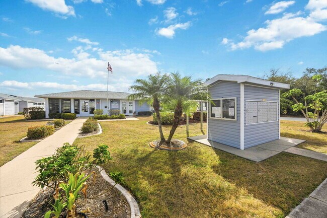 Building Photo - "Stylish Punta Gorda villa : 2-Bed, 2-Bath completely remodeled and is ready for you!!