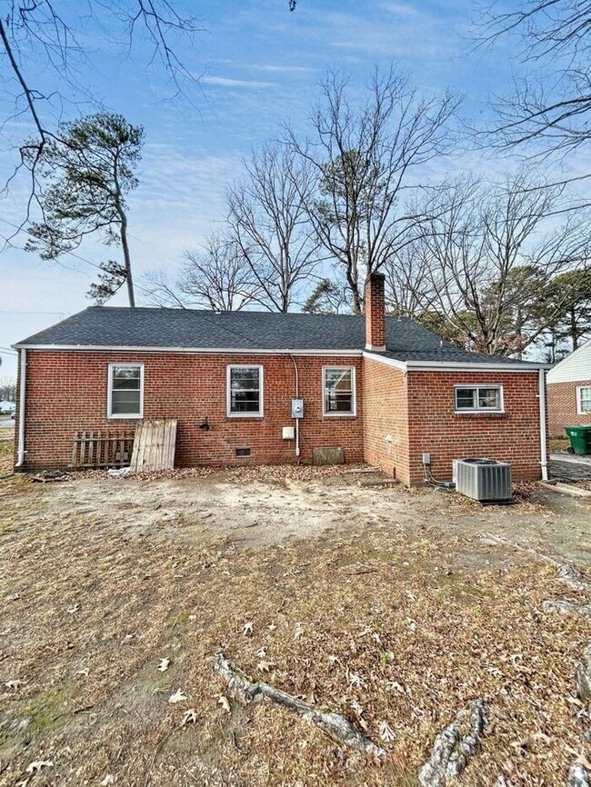Building Photo - 7209 Galax Rd