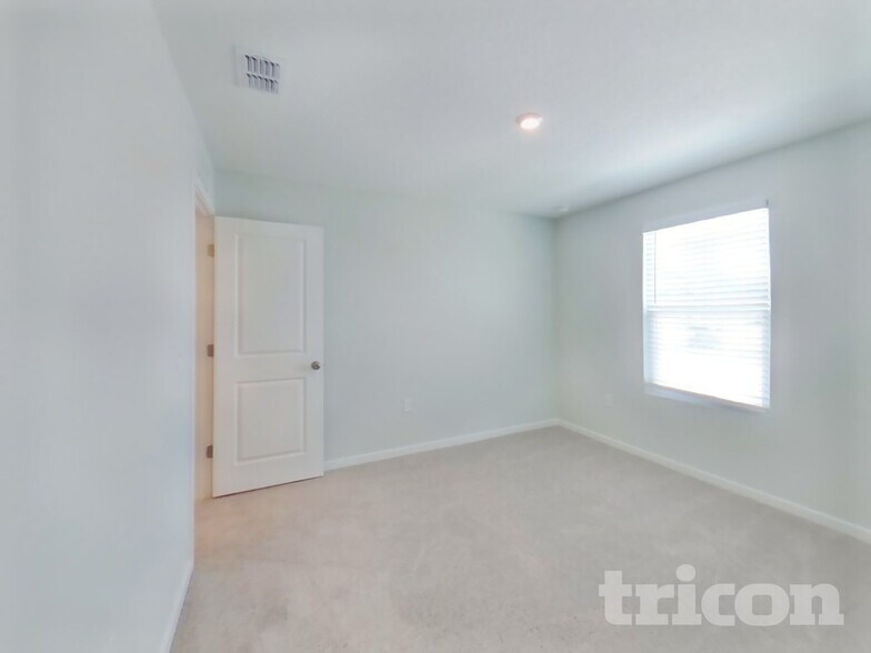 Building Photo - 56 Brazil Nut Cir