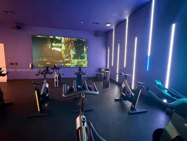 Building Photo - 7875 NW 107th Ave