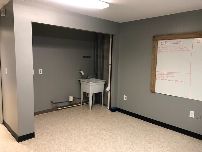 Building Photo - 7350 Morton View Ln