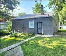 Building Photo - 544 W 117th St