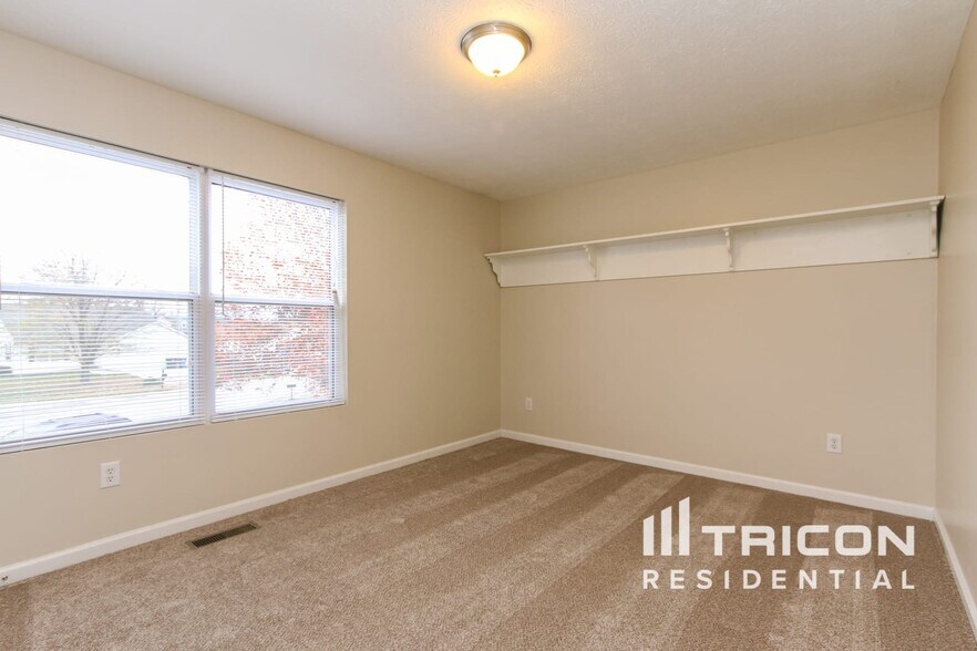 Building Photo - 7142 Dewester Dr