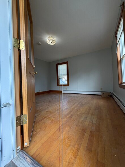 Building Photo - 545 Wilder St