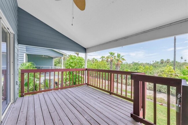 Building Photo - 802 Hidden Harbour Dr