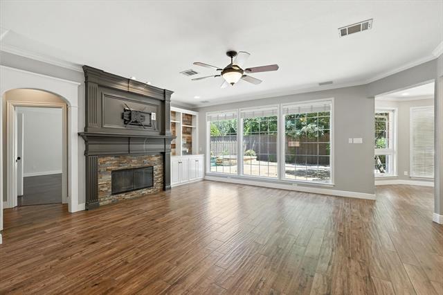Building Photo - 335 Highland Oaks Cir