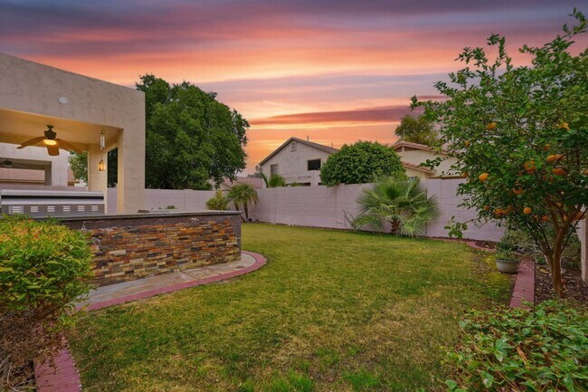 Building Photo - 6843 S 26th St