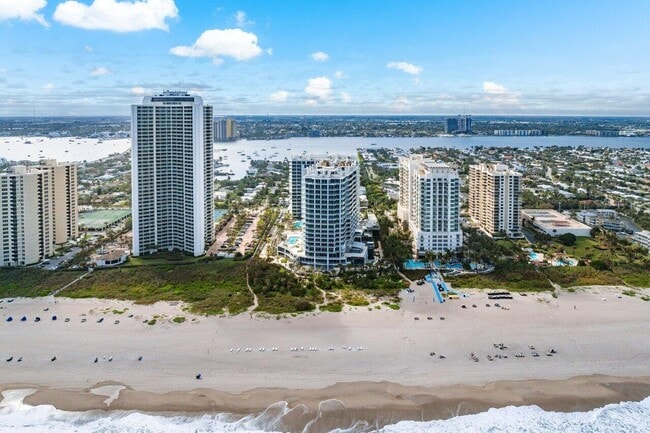 Building Photo - 3100 N Ocean Dr