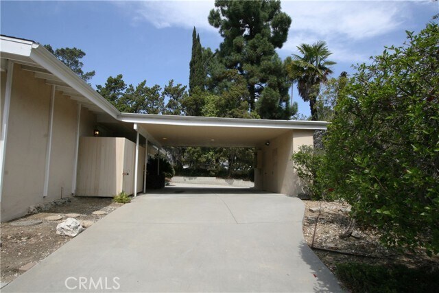 Building Photo - 11400 Dona Evita Dr