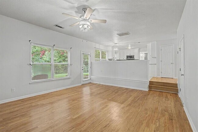 Building Photo - 1025 Balsam Wood Trail