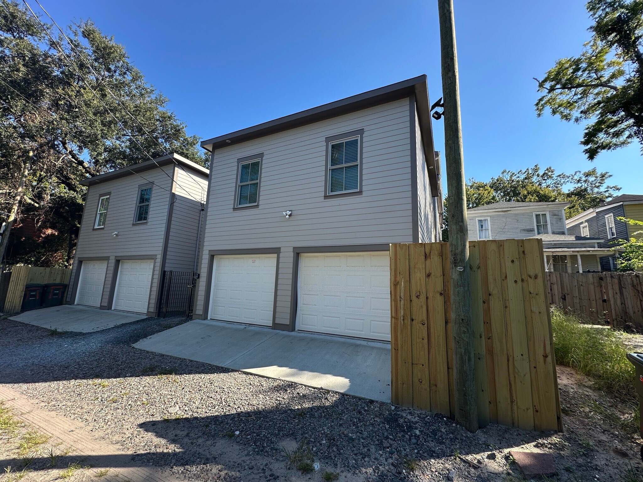 530 E Park Unit D Carriage House - 530 E Park Ave