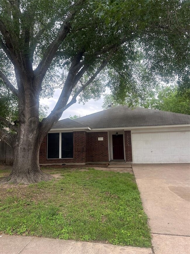 Building Photo - 1013 Great Britain Blvd