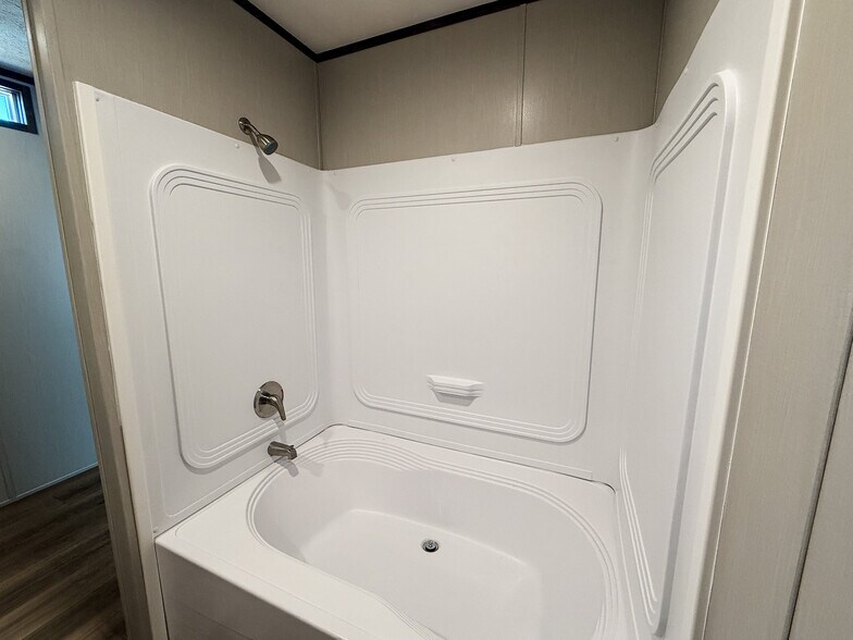 Building Photo - 129 Ponderosa Way