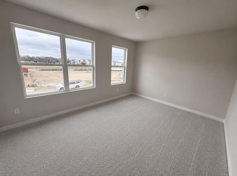 bedroom 6 - 1020 Sienna Bear Rd