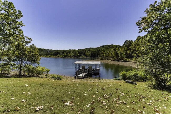 Building Photo - 1774 State Hwy UU