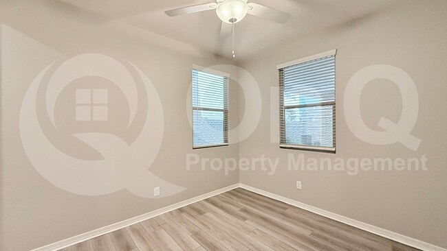 Building Photo - 4166 E Jesse St